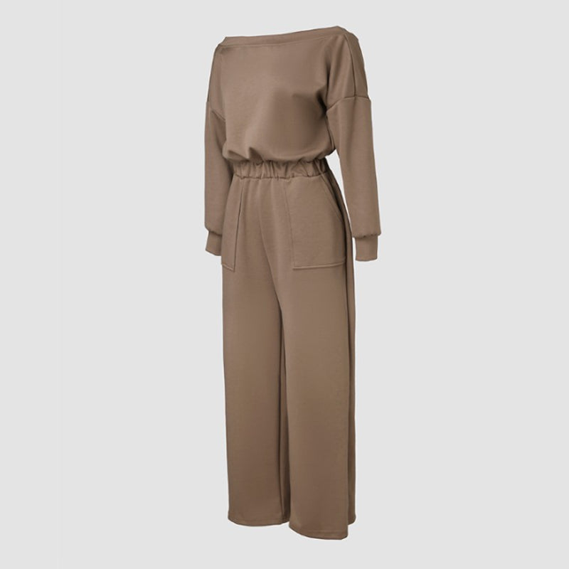 Axelbandslös jumpsuit med V-rygg och stretchig midja