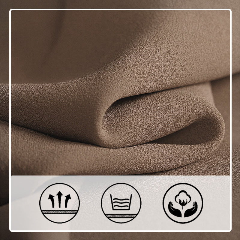 Avslappnade, lösa byxor med leopardmönster och fickor