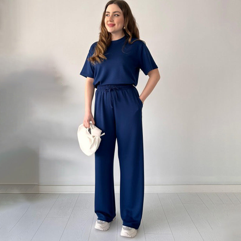 Casual Set med topp med rund halsringning och byxor med dragsko