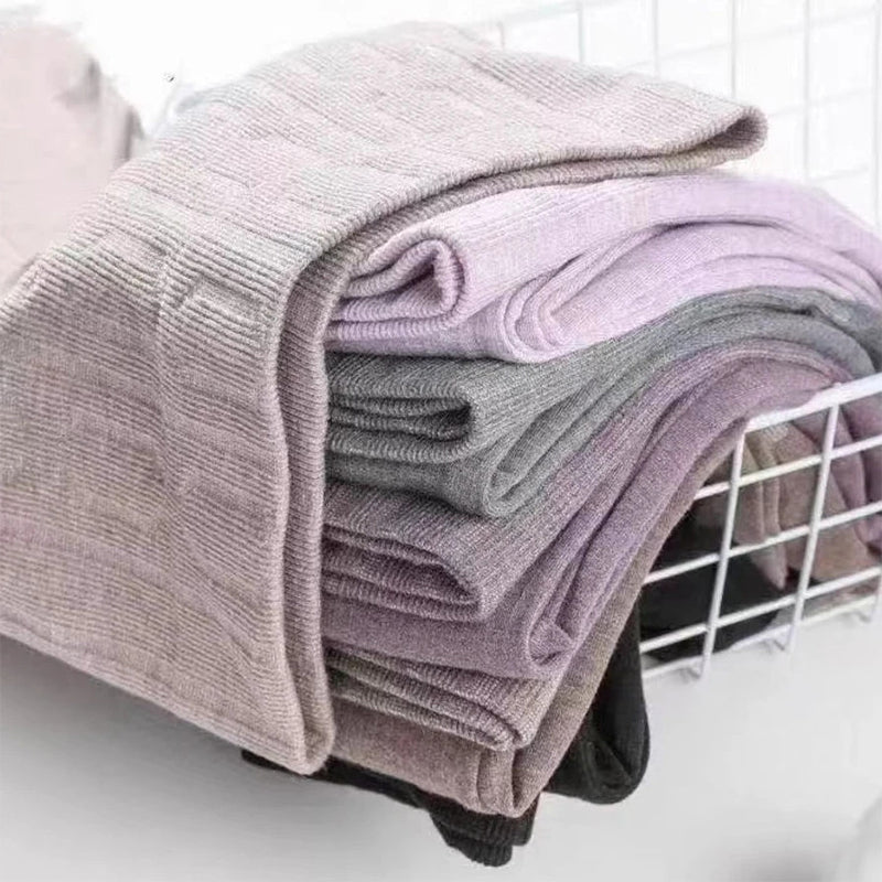 Åtsittande, varma och mjuka underställsbyxor för dam