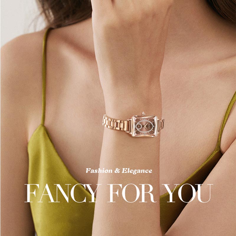 Montre dame en palissandre avec diamants, design carré.