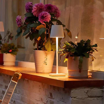 Ilmainen toimitus - Infinite pöytälamppi™| Italian suunnittelin lampa