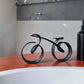 ( 🔥 VARM REA NU 49% OFF) - Minimalistisk cykel skulptur tråd inramad stil